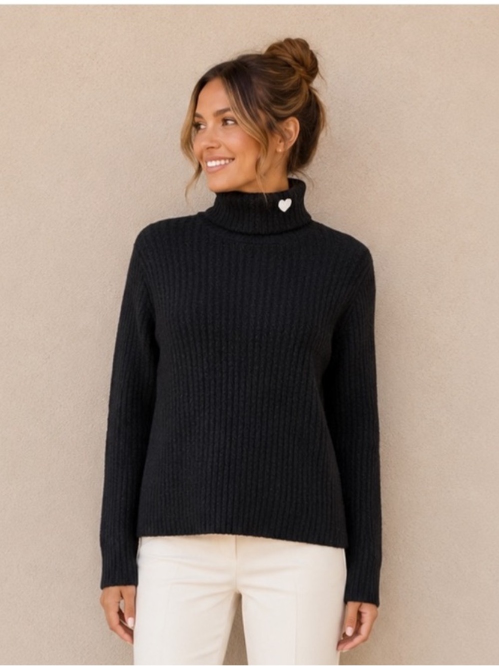 Broadway 38 Black Ribbed Heart Turtleneck Sweater NWT Size M